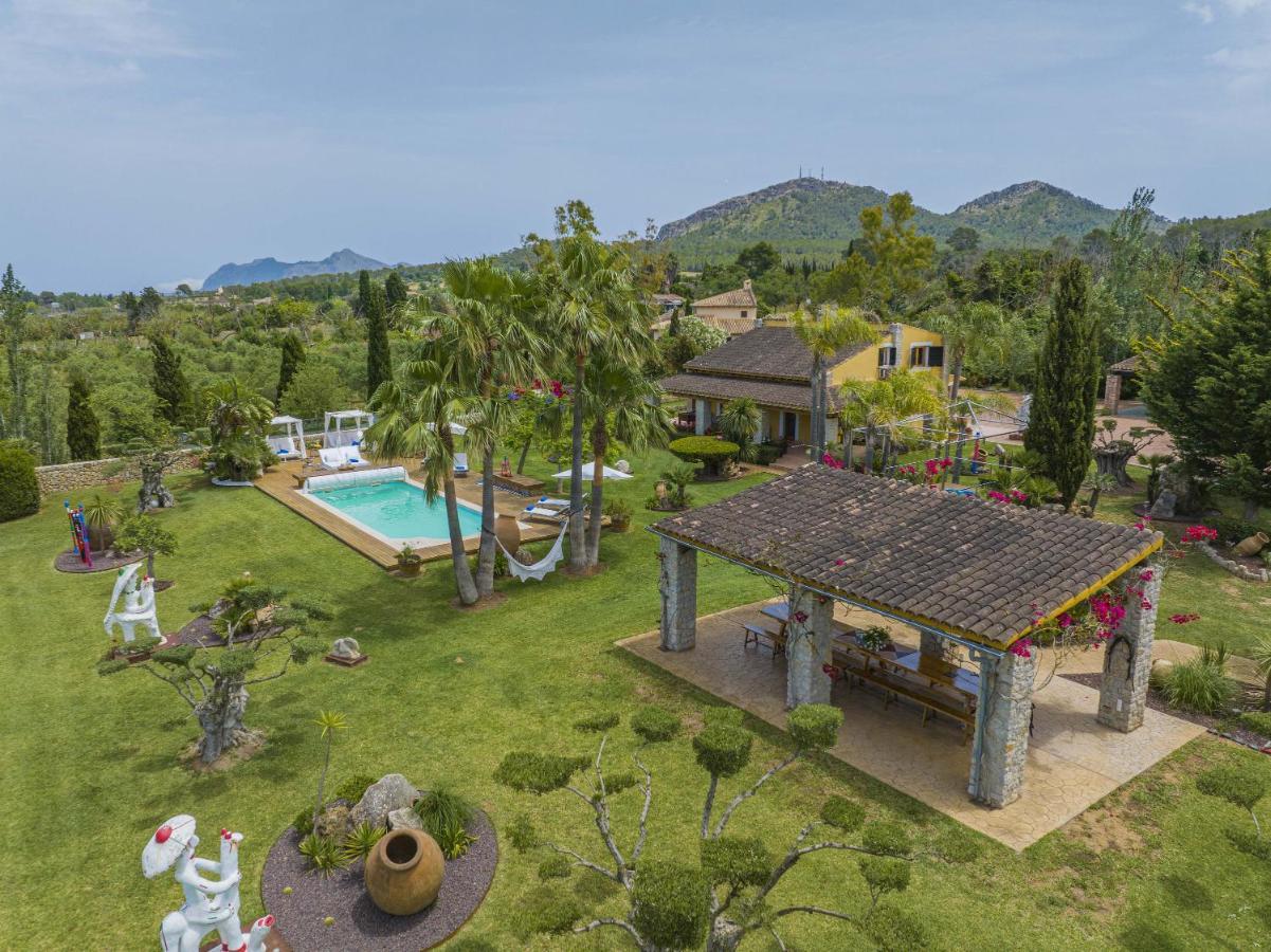 Villa Els Oscols 53 *